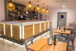 Mao (Mahon) - Hostal La Isla